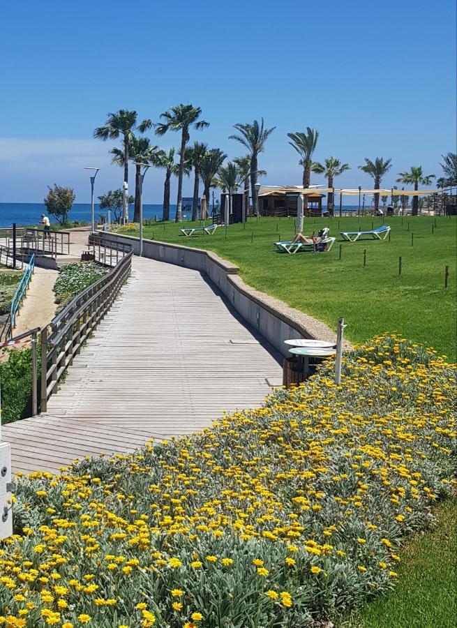 Pernera 33 Beach House Protaras Dış mekan fotoğraf